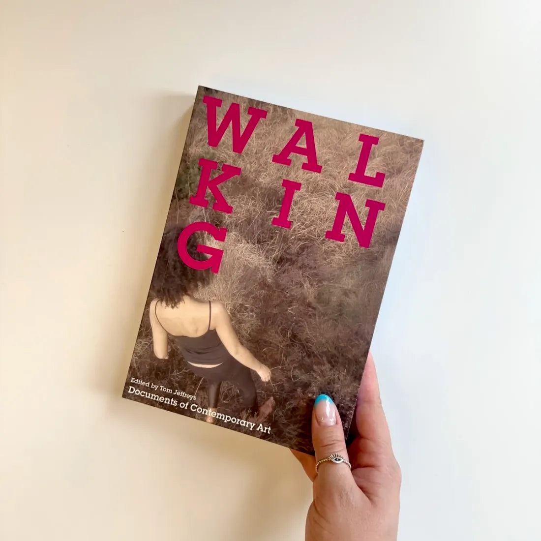 Walking US - Paperback / softback