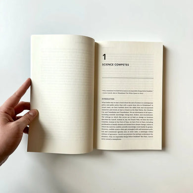 Science Competes US - Paperback / softback