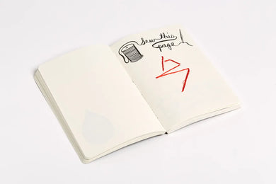 Wreck This Journal (Red) Expanded Edition US - Paperback / softback