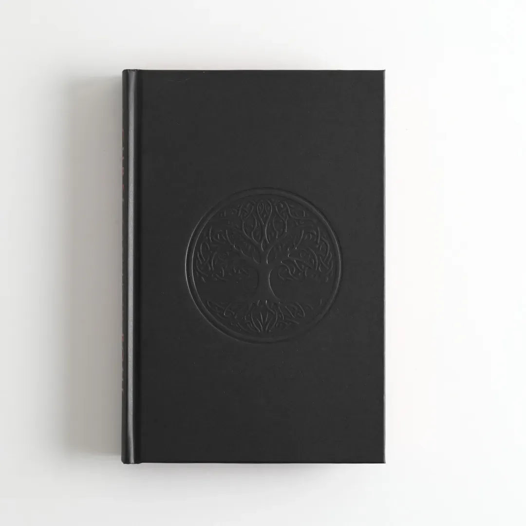 A Curse Carved in Bone US - Hardback