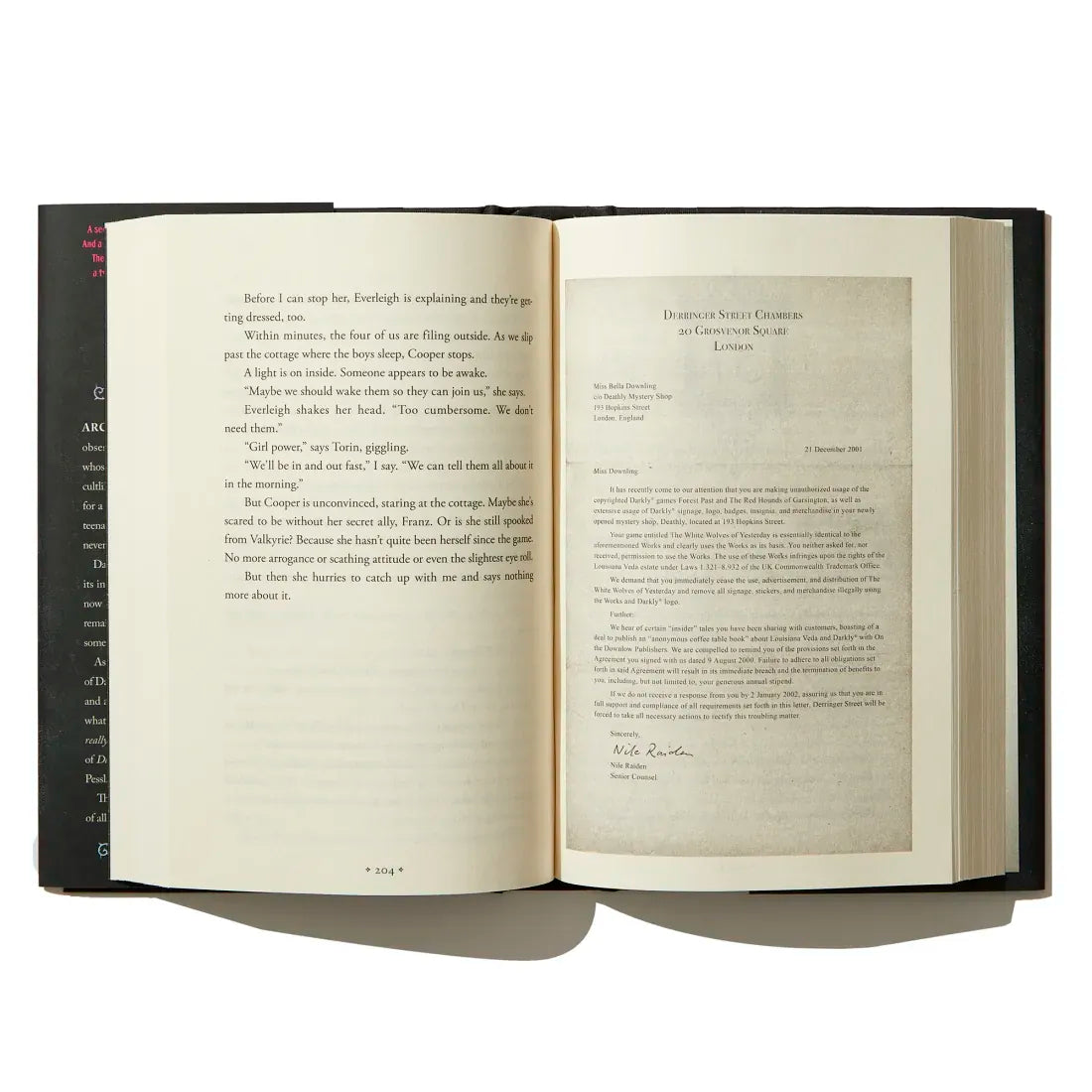 Darkly US - Hardback (9780593706558)