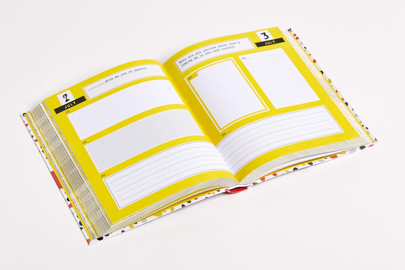 Q&A a Day for Me US - Hardback
