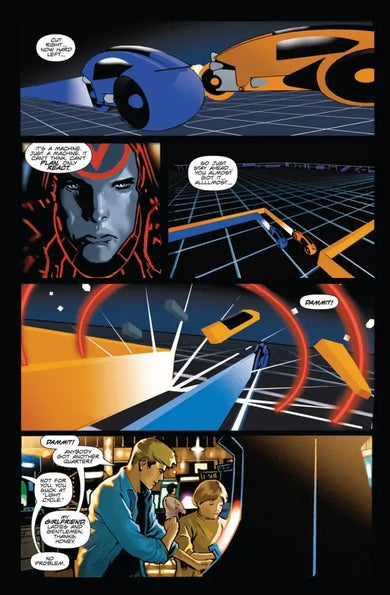 Tron: Download US - Paperback / softback