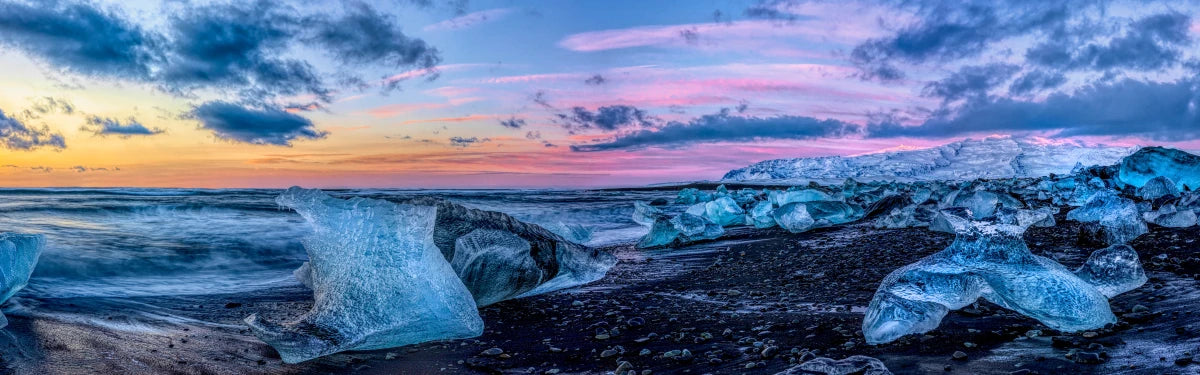 Natural Wonders US - Hardback