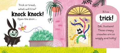 Monsters Play... Trick or Treat! US - Board book