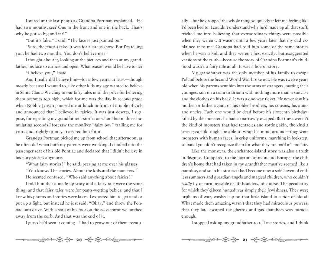 Miss Peregrine's Home for Peculiar Children US - Paperback / softback