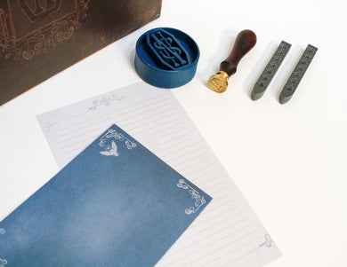 Fantastic Beasts and Where to Find Them: Newt Scamander Deluxe Stationery Set inside page 4