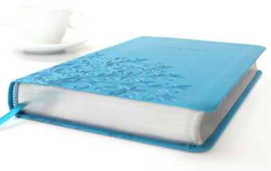 Biblia Reina Valera 1960 letra grande. Símil piel azul, tamaño manual / Spanish Holy Bible RVR 1960. Handy Size, Large Print, Blue Leathersoft interior 1 (ISBN 9781644731024)
