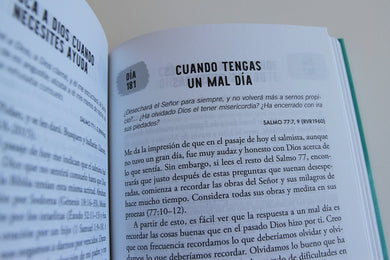 Devocionales diarios de los salmos: 365 reflexiones para todos los días / Daily D evotions from Psalms: 365 Daily Inspirations interior 4 (ISBN 9781644739587)