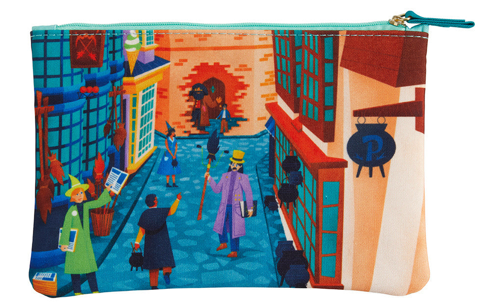 Harry Potter: Exploring Diagon Alley Accessory Pouch inside page 1