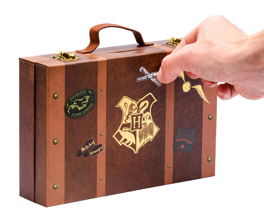 Harry Potter: Back to Hogwarts Travel Set inside page 3