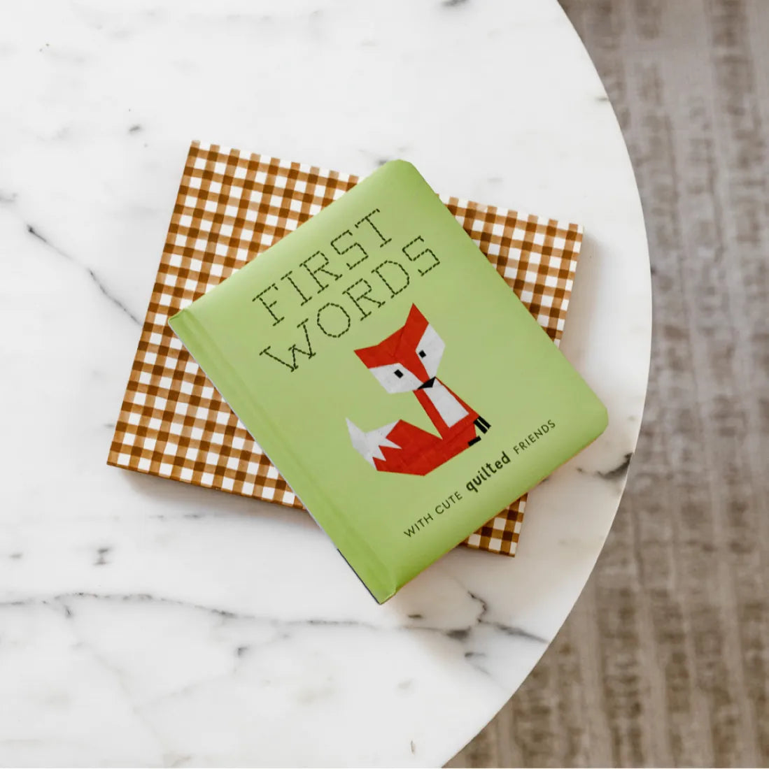 First Words with Cute Quilted Friends US - Board book