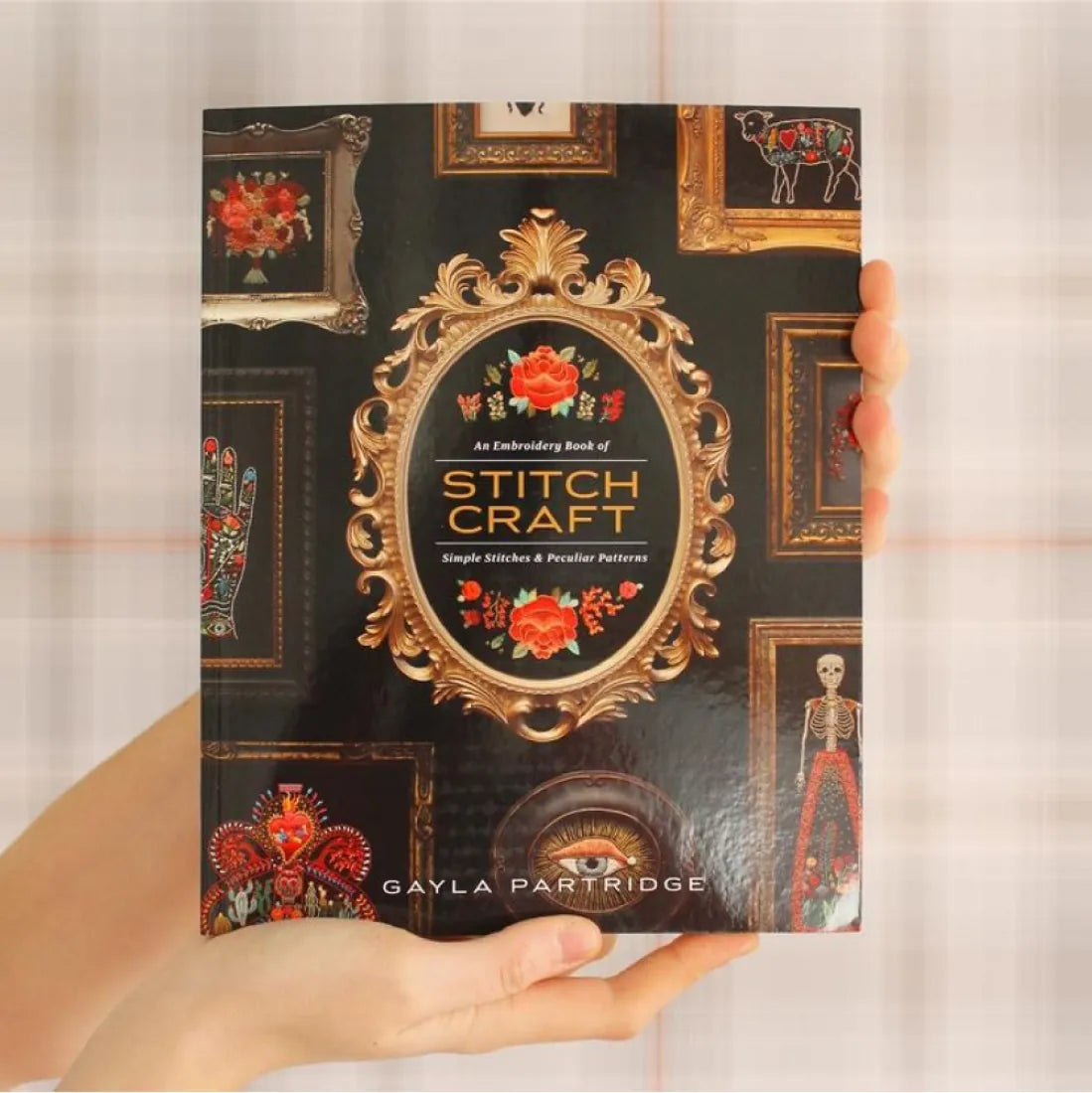 Stitchcraft US - Paperback / softback