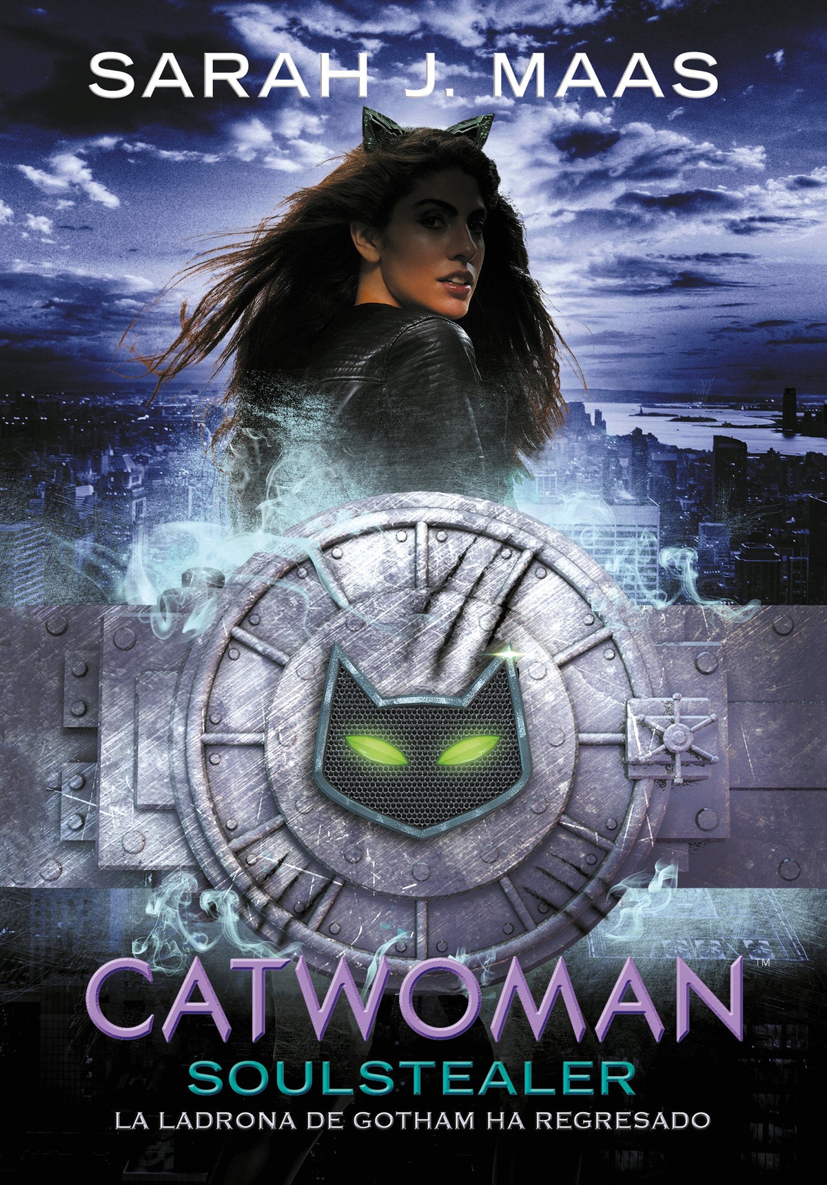 Catwoman: Soulstealer (Spanish Edition) cover (ISBN 9786073171885)
