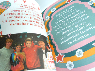 Simplemente Charli: Mis secretos para que brilles siendo tú / Essentially Charli: The Ultimate Guide to Keeping It Real interior 4 (ISBN 9786073199889)