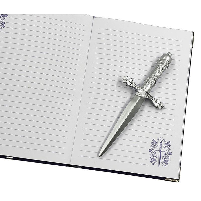Lauren Roberts Powerless: Paedyn’s Dagger Pen inside page 2