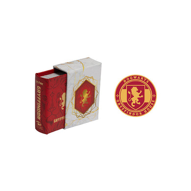 Harry Potter: Gryffindor Tiny Book and Pin Set inside page 1