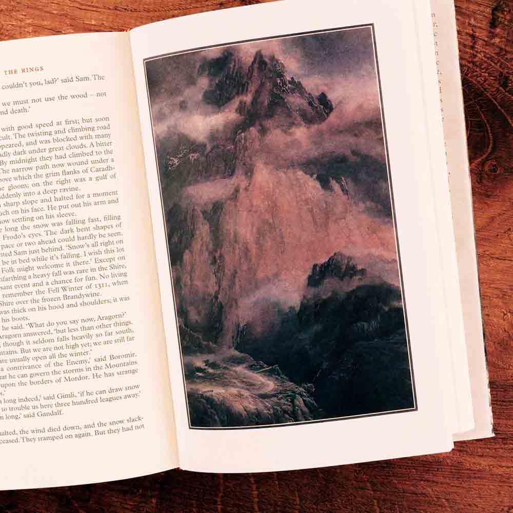 Lord of the Rings, The #01 - The Fellowship of the Ring (Illustrated) (Hardback) (J. R. R. Tolkien) Harpercollins (UK)