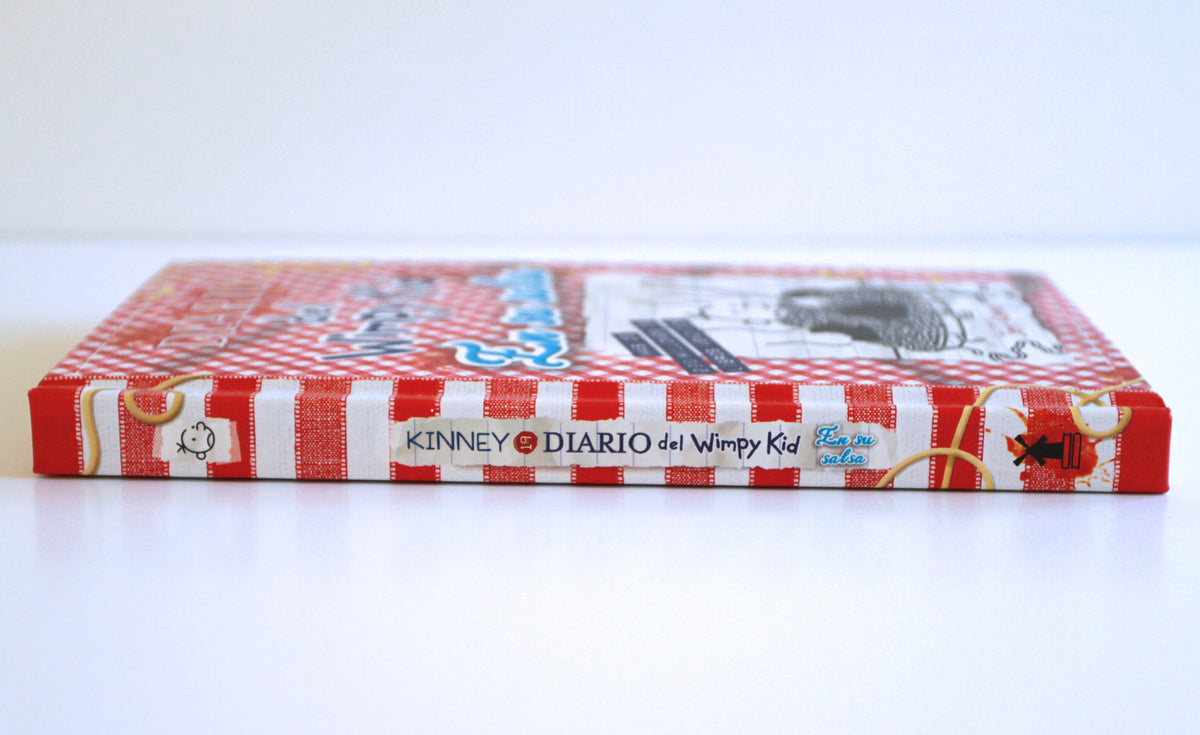 Diario del Wimpy Kid 19. En su salsa / Diary of a Wimpy Kid #19. Hot Mess interior 3 (ISBN 9798890983176) [onix:cb24e8de962efd797b7aa32501fdb2ee]