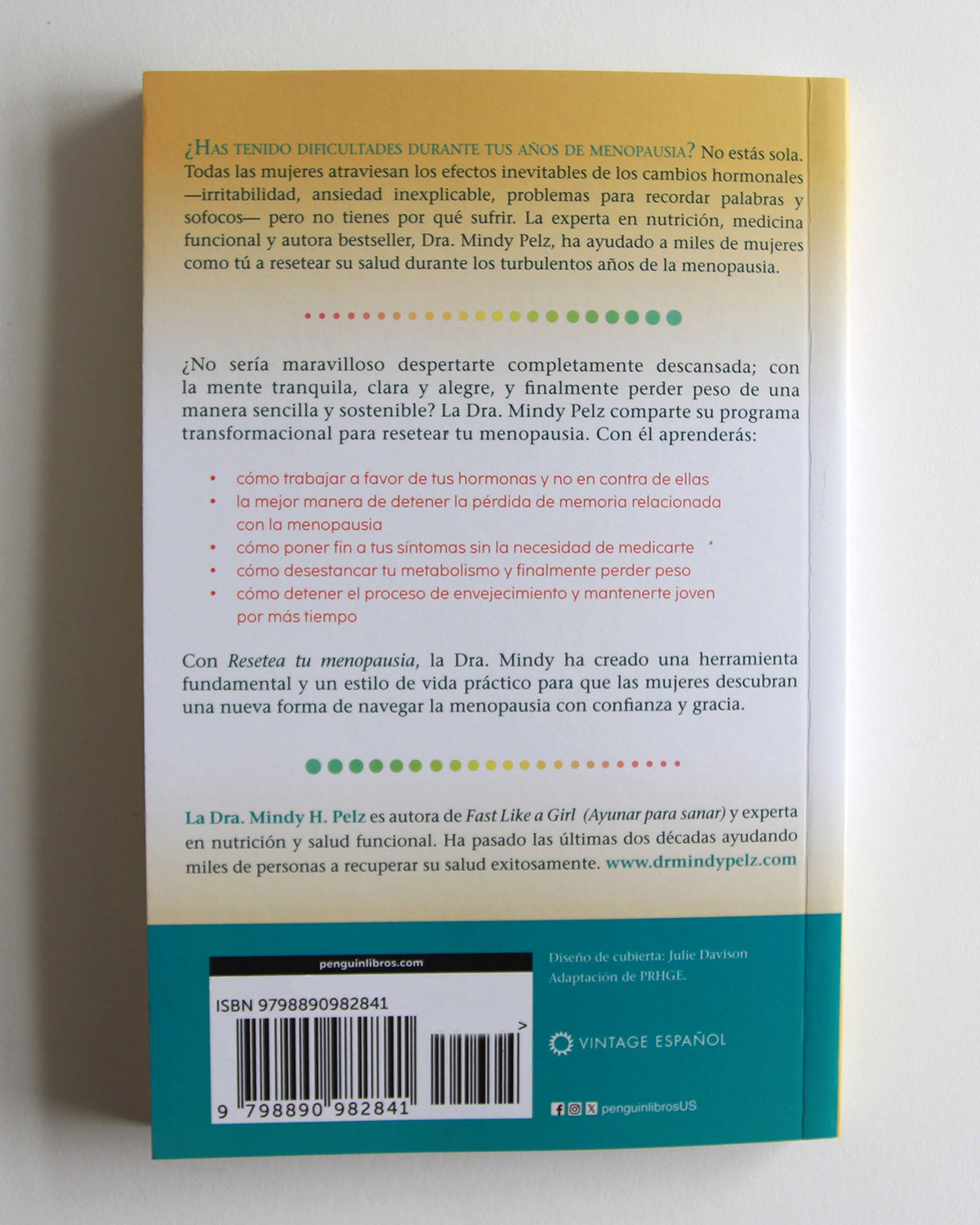 Resetea tu menopausia: Elimina tus síntomas y siéntete joven de nuevo / The Menopause Reset: Get Rid of Your Symptoms and Feel Like Your Younger Self Again interior 2 (ISBN 9798890982841) [onix:4acdea9ba34f67bb9f86b9c2ffc13de3]