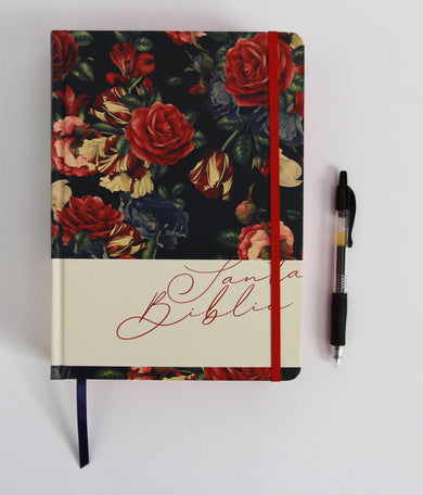 Biblia de Apuntes RVR 1960 Tapa dura, Azul oscuro con flores (Edición cantos pintados) / Spanish Journaling Bible RVR 1960 Hardcover Dark Blue with Flowers interior 7 (ISBN 9798890982285) [onix:4081c39dfb83c4e0e2b9e6e5ec3455f7]