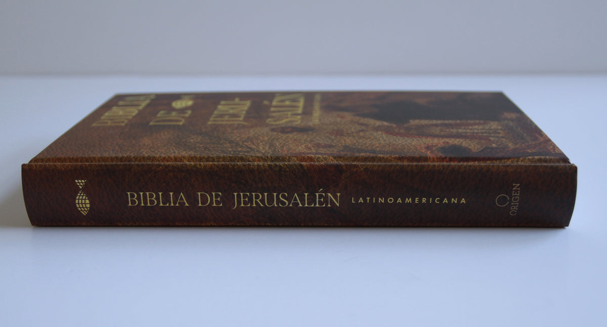 Biblia Católica Biblia de Jerusalén Latinoamericana, tapa dura marrón / Spanish Jerusalem Bible, Latin American Edition Hardcover Sand Color interior 1 (ISBN 9798890984494) [onix:083555ea7609e62135b53993310ea822]