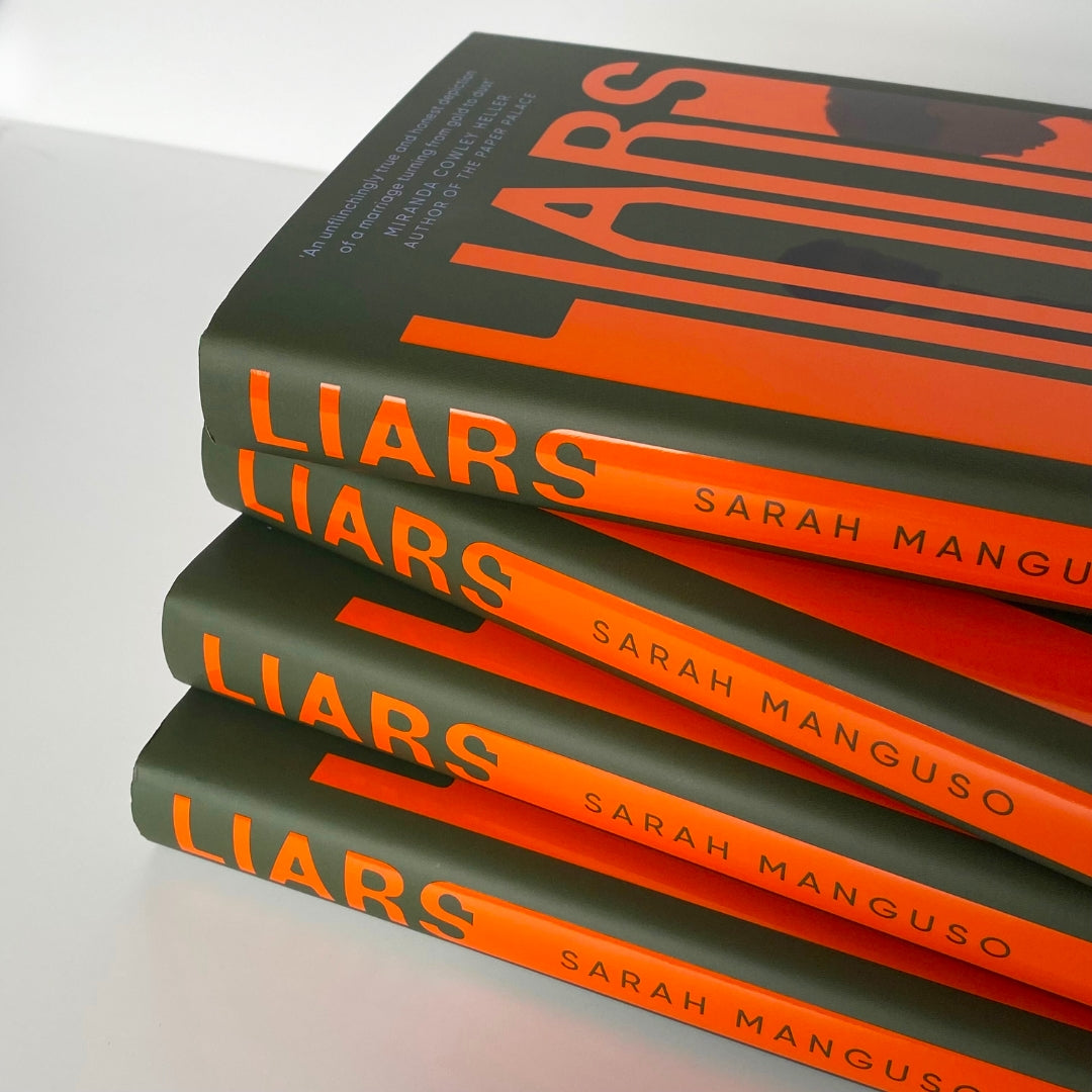 Liars interior 1 (ISBN 9781529062762) [onix-asset:720d2f44990a3510c08be9a06cf42412d104470e1f44642a7172379617cf2e8e]