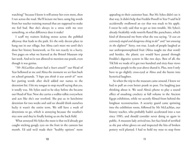 I Dare You interior 1 (ISBN 9781805075721) [onix-asset:1de7c439a27d1989f053293d8f214f1a3449a02e28dd3df8b8440d21d2a970fa]