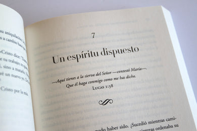 Ten un espíritu como el de María: Permite que Dios te transforme de adentro hacia afuera / Having a Mary Spirit interior 4 (ISBN 9798890982735) [onix:c3ecd7f8abaad4a7be6f1a74dcef15c7]