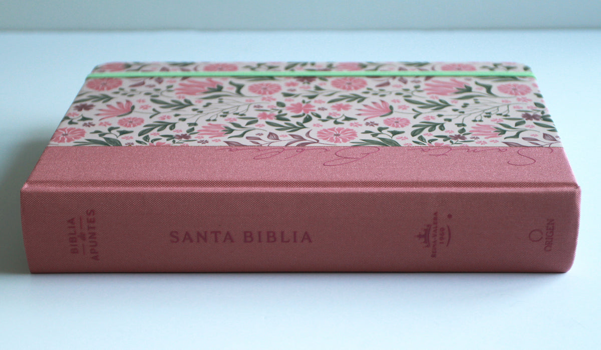 Biblia de Apuntes RVR 1960. Tapa dura, rosada con flores / Spanish Journalling Bible RVR 1960 Hardcover Pink with Flowers interior 6 (ISBN 9798890985118) [onix:86f0fb85c54504103a5f8e71fec9b991]