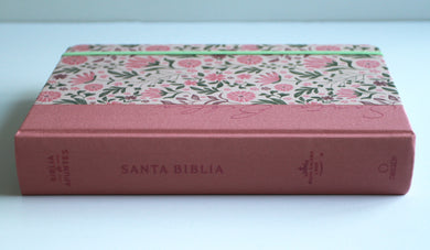 Biblia de Apuntes RVR 1960. Tapa dura, rosada con flores / Spanish Journalling Bible RVR 1960 Hardcover Pink with Flowers interior 6 (ISBN 9798890985118) [onix:86f0fb85c54504103a5f8e71fec9b991]