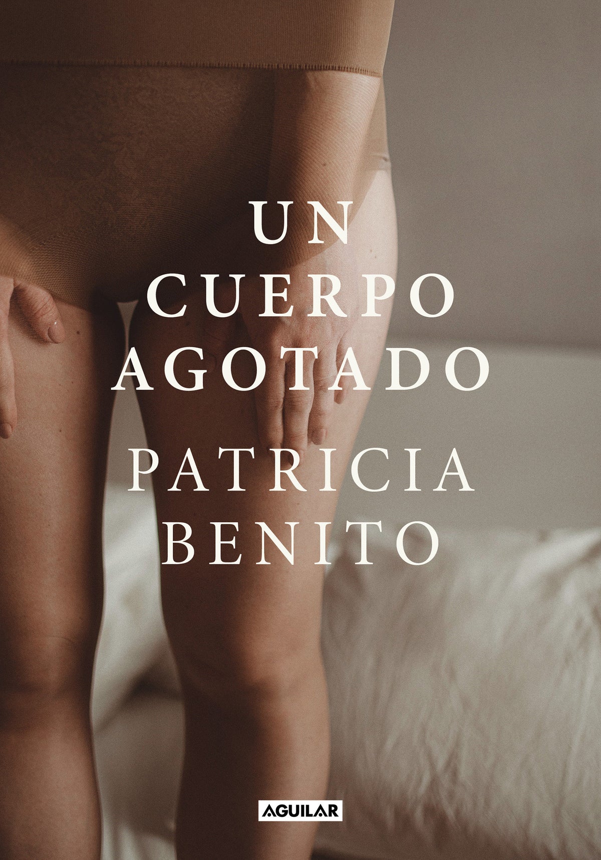 Un cuerpo agotado / A Tired Body cover (ISBN 9788403523890) [onix:26bd9e9b2deed9661eaeb5d7a21e5b70]