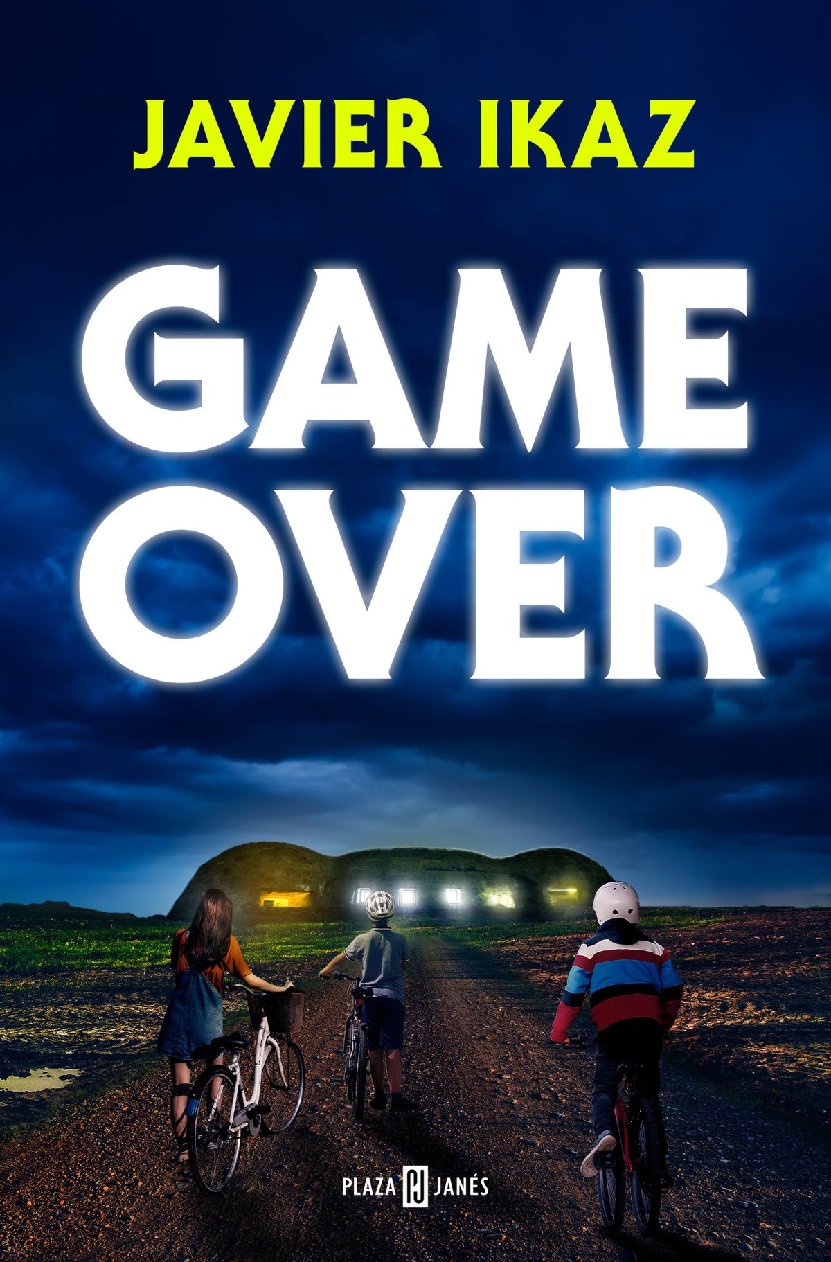 Game Over (Spanish Edition) cover (ISBN 9788401035067) [onix:3673c262cfc7e4eca34c8aa0c006898a]
