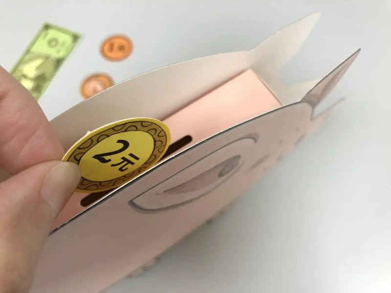 我的第一個小豬撲滿【第一桶金版】：跟著波波奇奇建立金錢觀的第一步（內附立體提款機、收銀台、硬幣紙鈔、超可愛自己動手做小豬撲滿，專為孩子設計的理財互動式繪本）