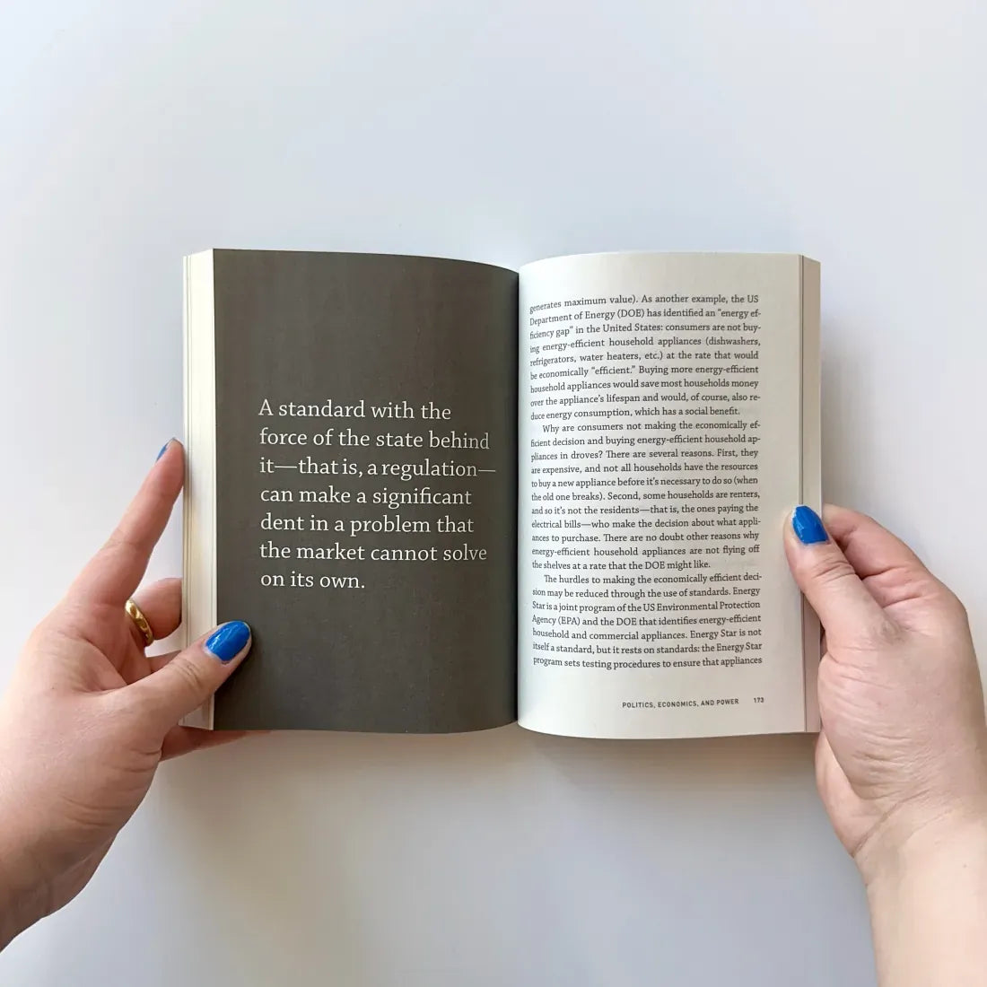Standards US - Paperback / softback