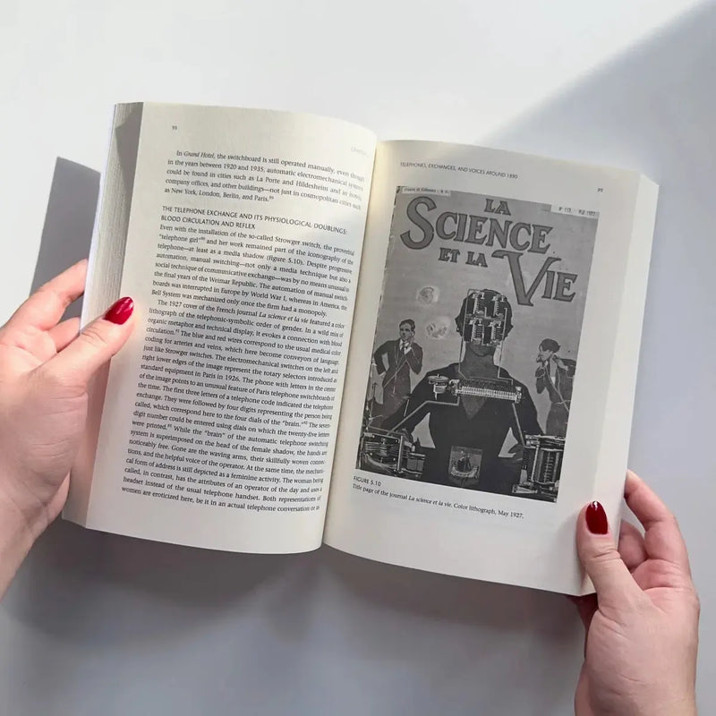 The Connectivity of Things US - Paperback / softback