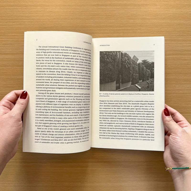 Reimagining the More-Than-Human City US - Paperback / softback