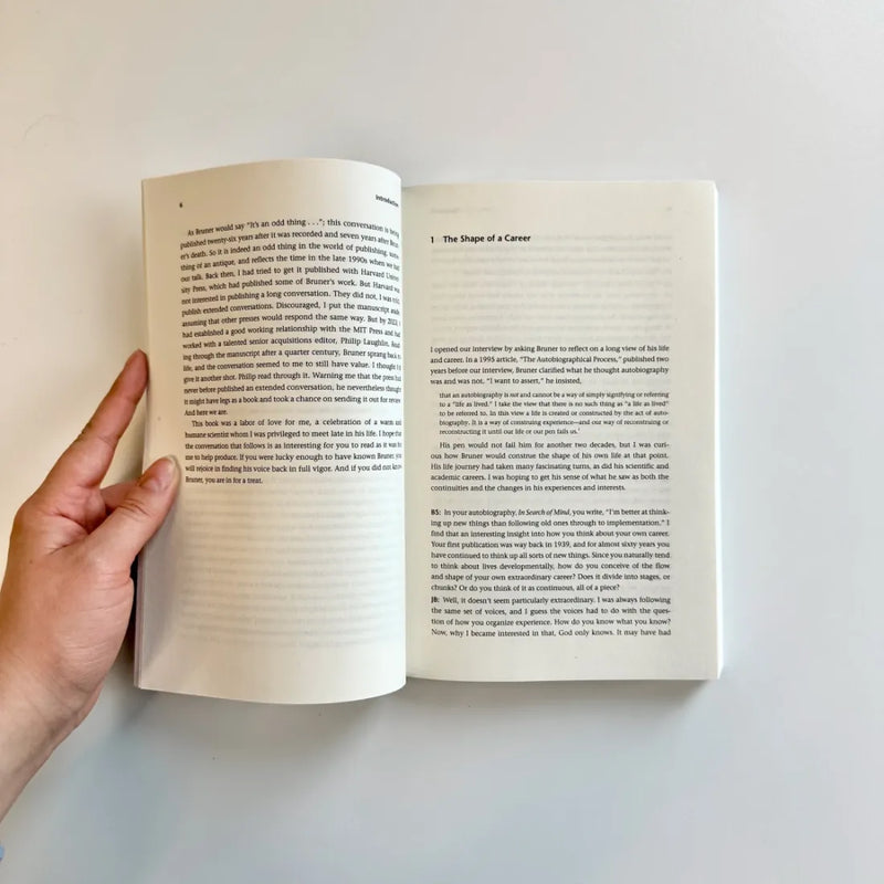 At the Crossroads of Psychology and Anthropology US - Paperback / softback