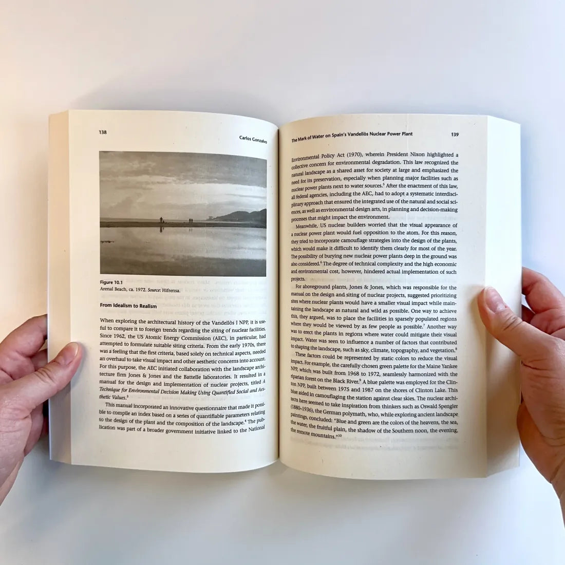 The Nuclear-Water Nexus US - Paperback / softback