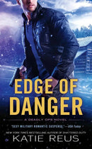 Edge of Danger-Fiction: Romance-買書書 BuyBookBook