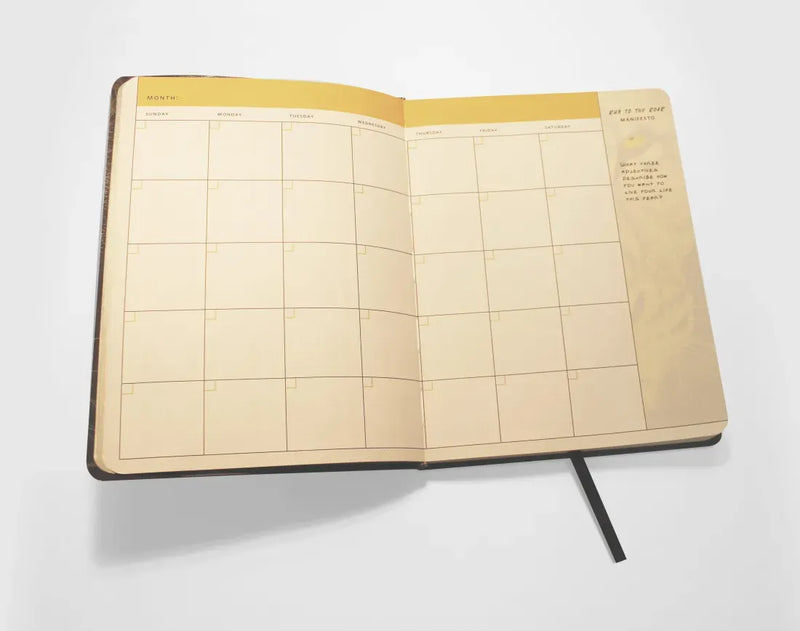 Chase the Lion Weekly Planner US - Diary or journal