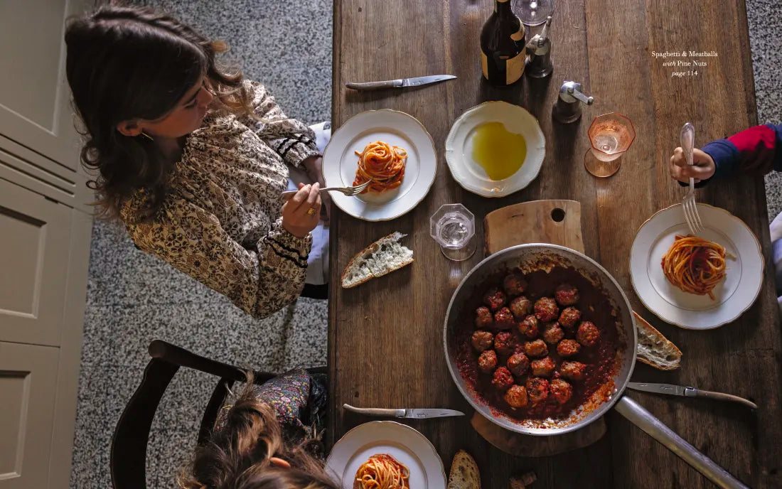 A Kitchen in Italy US - Hardback
