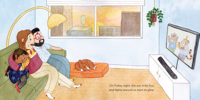 Happy Shabbat from Daddy, Papa, and Me interior 1 (ISBN 9780593651353)
