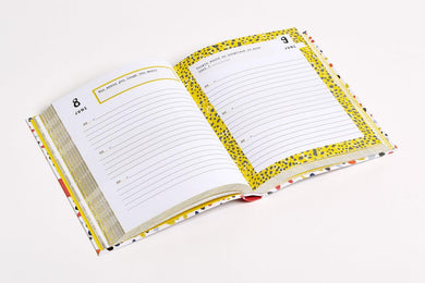 Q&A a Day for Me US - Hardback
