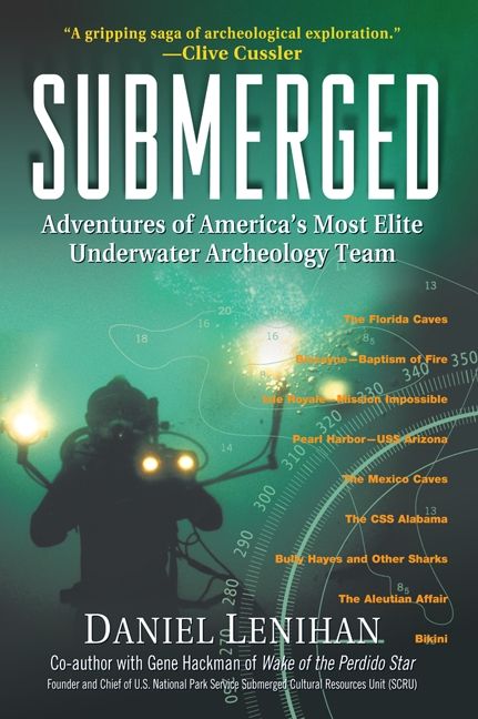 Submerged-Sports and Active outdoor recreation-買書書 BuyBookBook