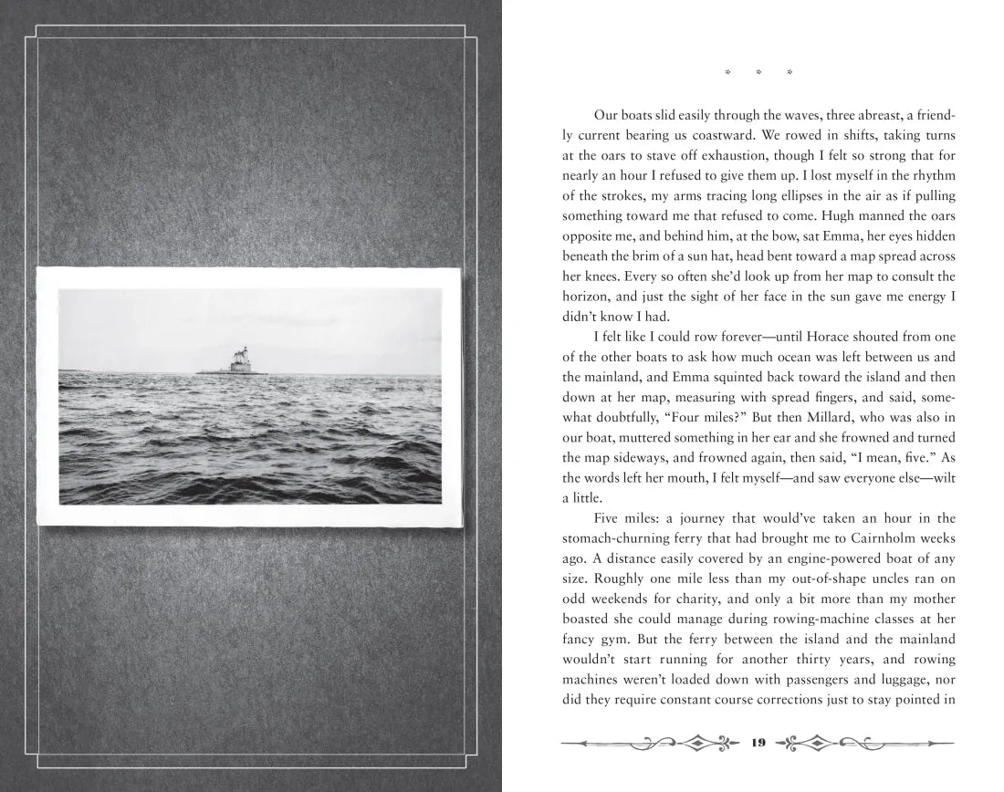 Hollow City US - Paperback / softback