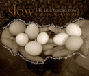 Slow: Life in a Tuscan Town-Photography and photographs-買書書 BuyBookBook