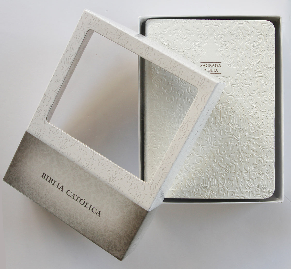 Biblia Católica en español. Boda, bautizo, primera comunión, confirmación y cumpleaños. Caja blanca regalo / Catholic Bible. Spanish-Language, Leathersoft, interior 5 (ISBN 9781644731635)