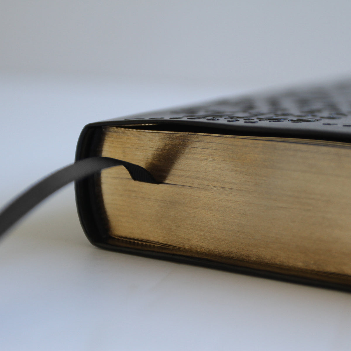 Biblia RVR60 letra grande tamaño manual, simil piel negro con nombres de Dios / Spanish Bible RVR60 Handy Size Large Print Leathersoft Black with Names of God interior 1 (ISBN 9781644734940)