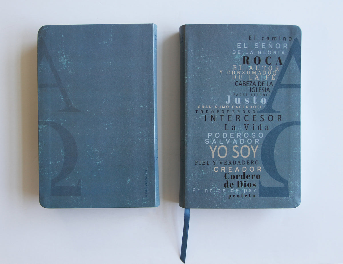 Biblia RVR 1960 letra grande tamaño manual, simil piel azul Alpha Omega con nombres de Dios / Spanish Bible RVR 1960 Handy Size Large Print Leathersoft interior 4 (ISBN 9781644735619)